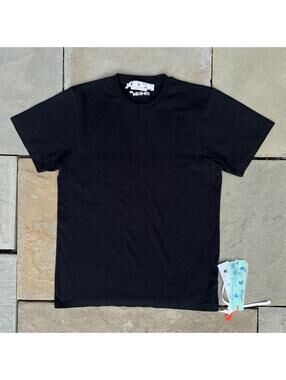 NWT Off-White Embroidered Black T-shirt